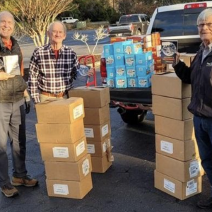 summerville-oakbrook-rotary-dictionary-donation